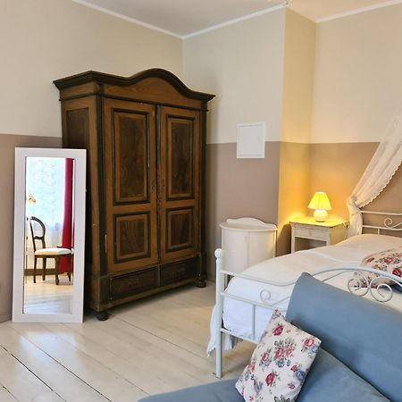 Alte Lebkuchenfabrik Bed & Breakfast Kremmen Стая снимка