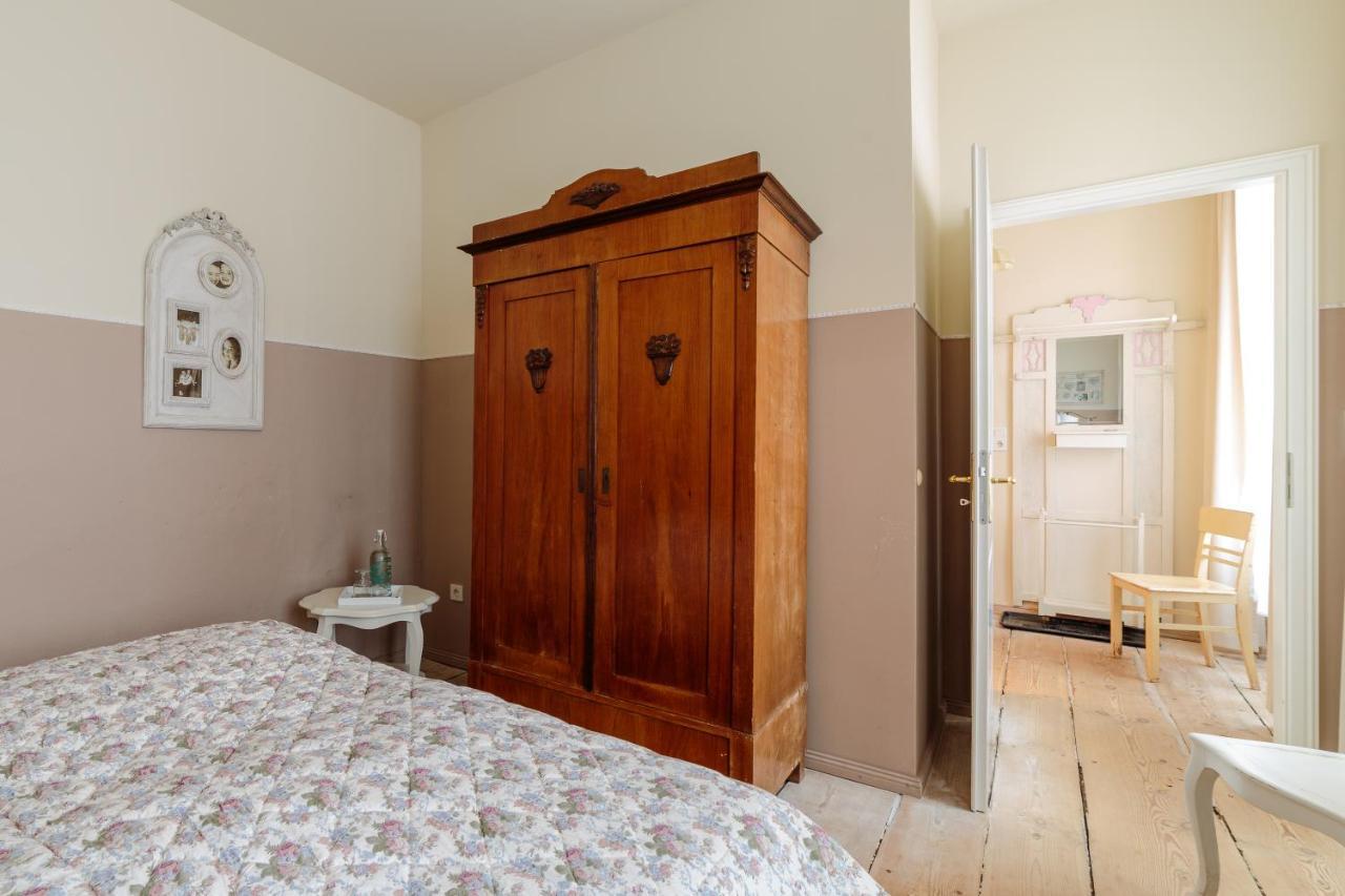 Alte Lebkuchenfabrik Bed & Breakfast Kremmen Екстериор снимка