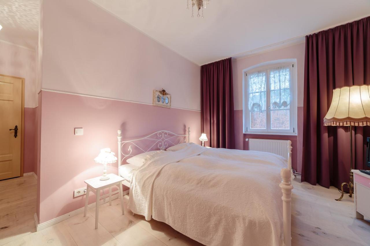 Alte Lebkuchenfabrik Bed & Breakfast Kremmen Екстериор снимка