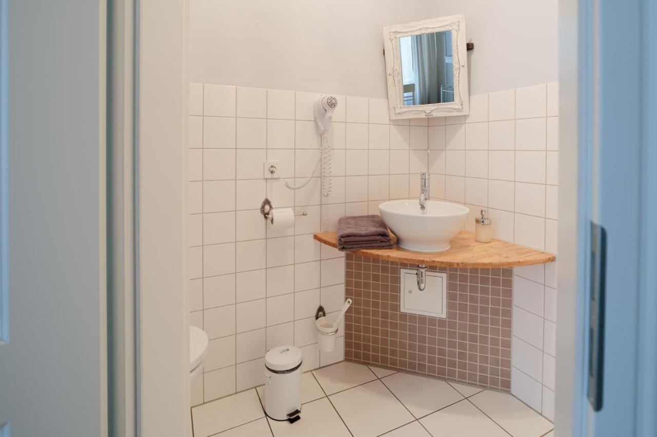 Alte Lebkuchenfabrik Bed & Breakfast Kremmen Екстериор снимка