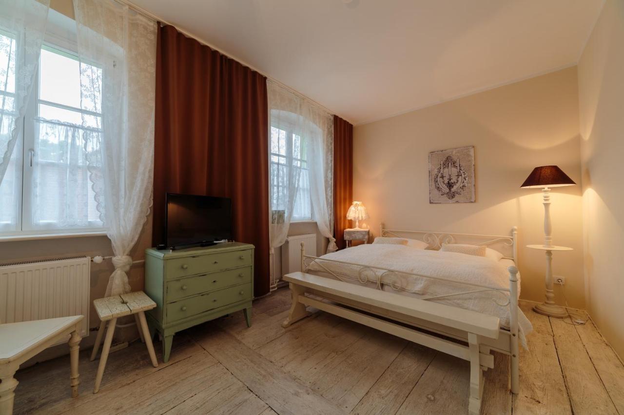 Alte Lebkuchenfabrik Bed & Breakfast Kremmen Екстериор снимка